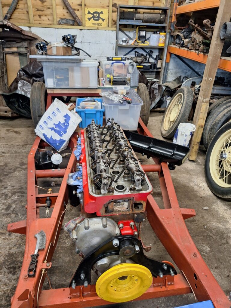 Rockers and push rods in