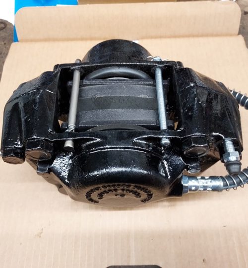 Rebuilt calliper with new pads and brake hose.