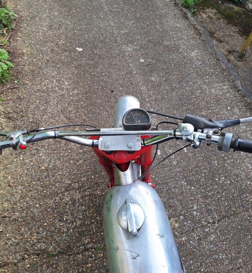 Handle bars and new speedo April 2024