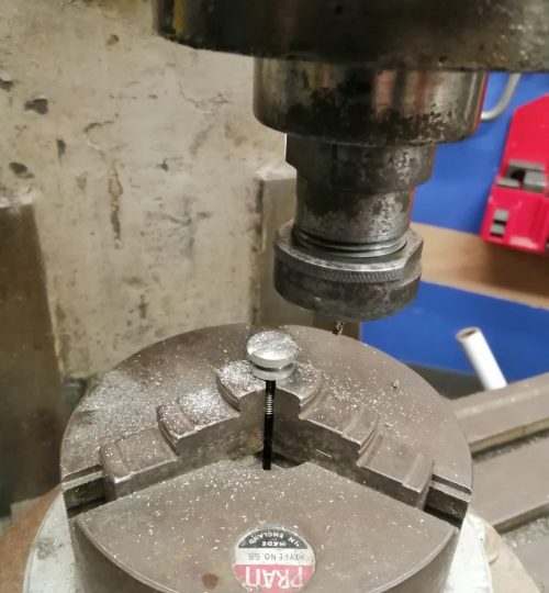 Milling Mobylette cover bolt