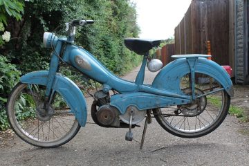 Resized left hand view